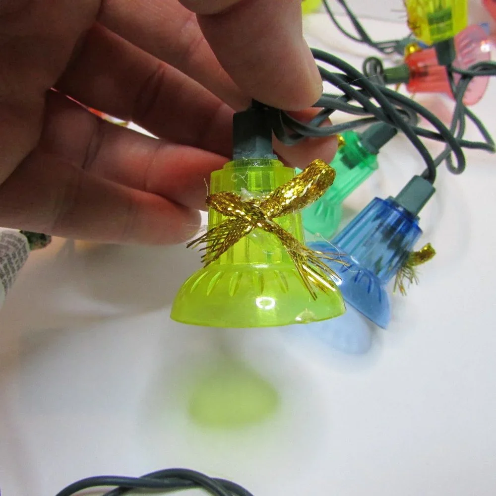 vintage string lights plastic colorful blinking bells play Christmas songs - Picture 8 of 14